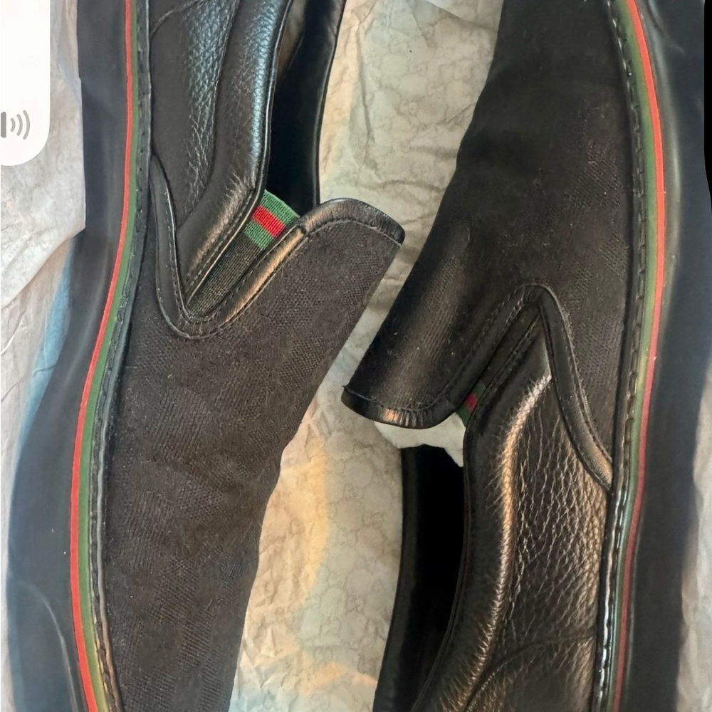 Gucci Dublin Slip On Sneaker in Black GG Canvas with G/R/G detail. Size 10.5 - Picture 6 of 16